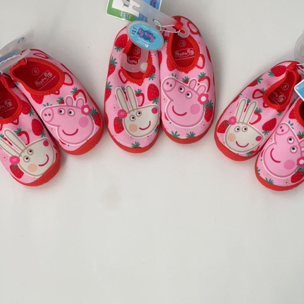 Peppa Pig  Water Shoes